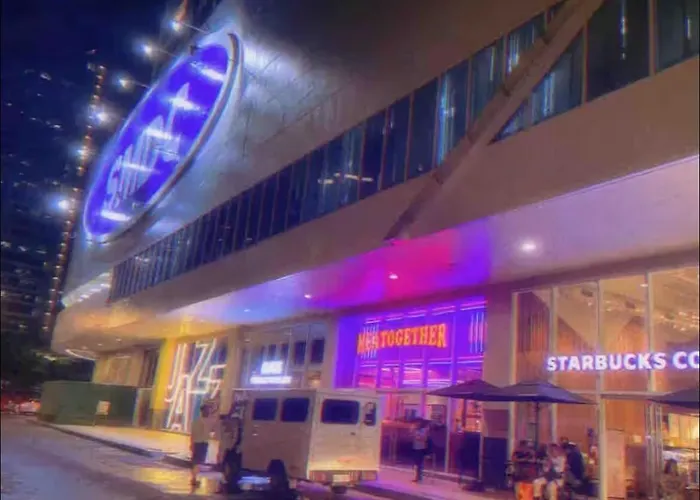 Apartment Cozy Makati 2br In Cbd Ayala Area With Games, Ktv, And Amazing Pools! *