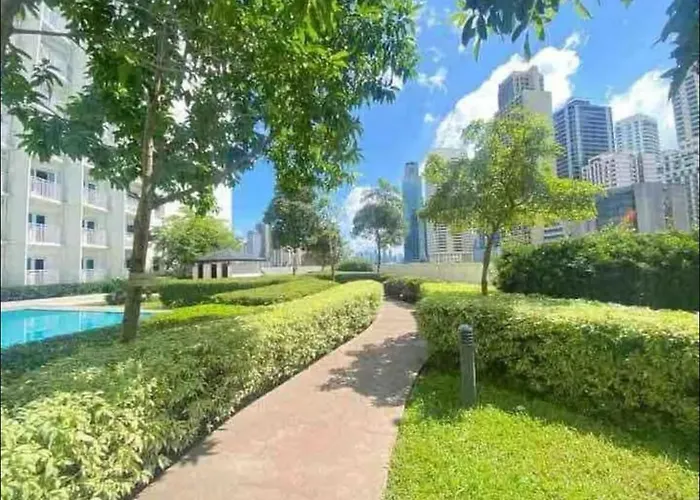 Apartment Cozy Makati 2br In Cbd Ayala Area With Games, Ktv, And Amazing Pools! Manila