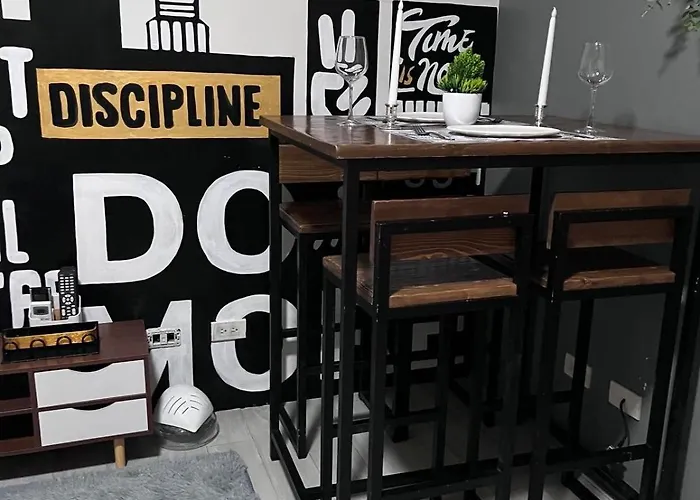 Apartment Cozy Makati 2br In Cbd Ayala Area With Games, Ktv, And Amazing Pools!